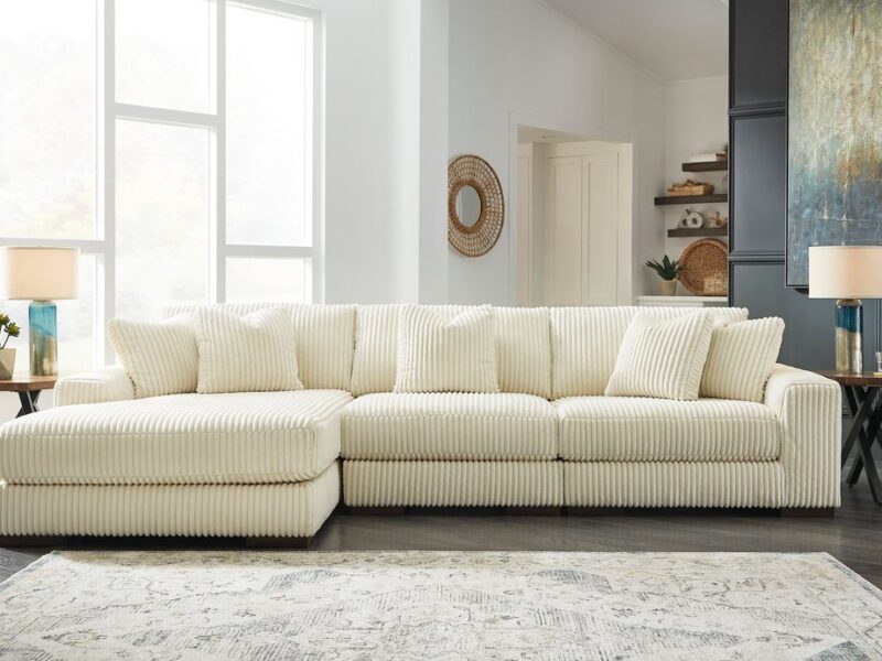 211 - 3PC Sectional LAF Chaise