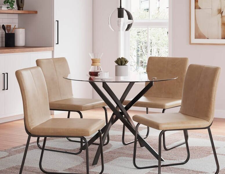 D446-02 - 5pc Dining Set
