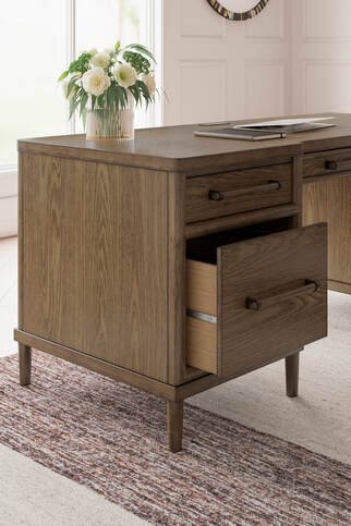 H769-21 - Office Desk (USB-A/USB-C PORTS)