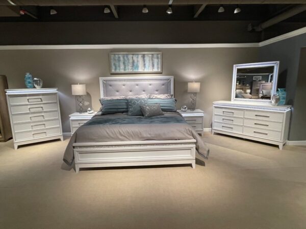 img-2585_orig.jpeg 781 White - 5PC Bedroom Set Queen