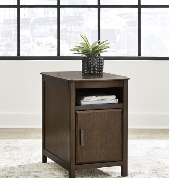 T310-217 Side End Table (USB Ports/Power Outlet)