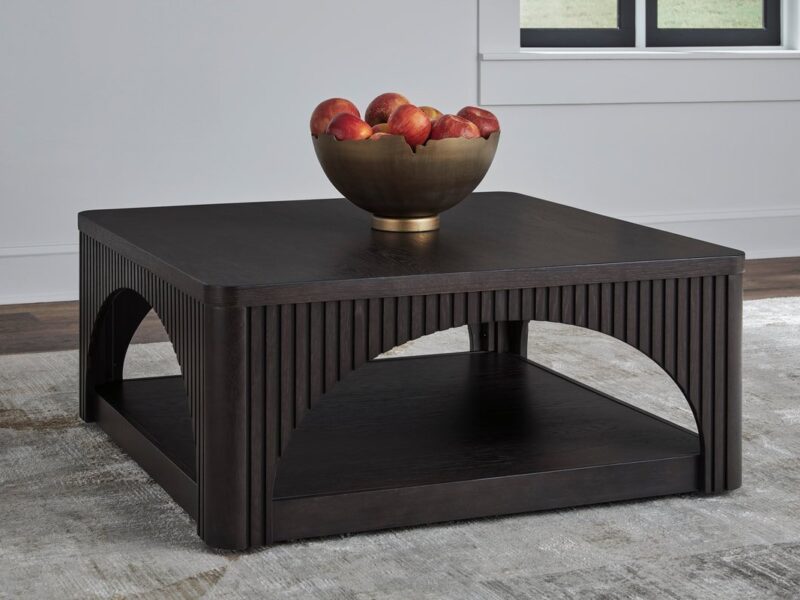 T760-8 Cocktail Table